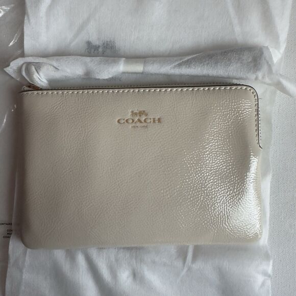 COACH Corner Zip Wristlet Pebbled Leather Gold and Chalk w/TAGS $88 - Picture 7 of 13